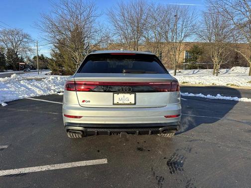 2025 Audi Q8 55 Premium Plus