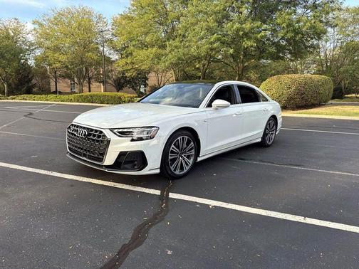 2023 Audi A8 L 55 TFSI quattro Tiptronic