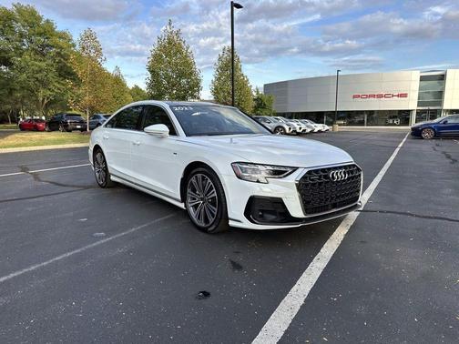 2023 Audi A8 L 55 TFSI quattro Tiptronic