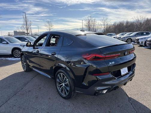 2026 BMW X6 xDrive40i