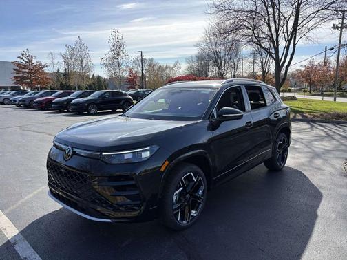 2026 Volkswagen Tiguan 2.0T SEL R-Line 4MOTION