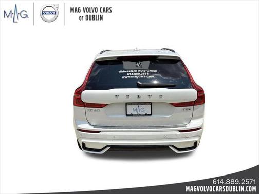 2025 Volvo XC60 Plug-In Hybrid T8 Plus