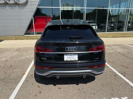 2022 Audi Q5 45 S line Premium Plus