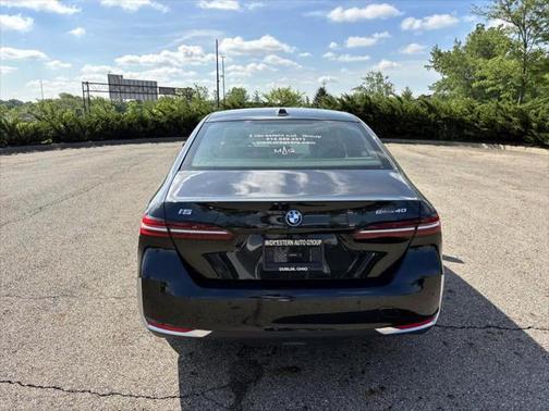 2024 BMW i5 eDrive40