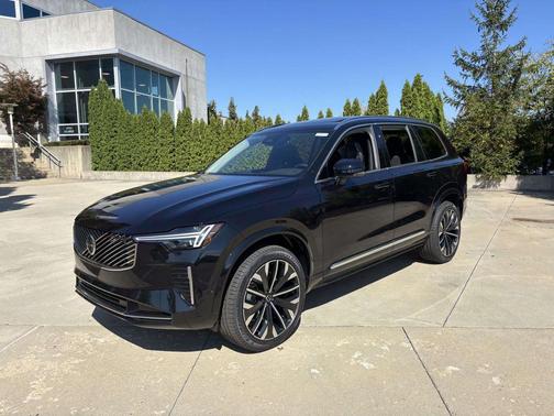 2026 Volvo XC90 B6 Plus 7-Seater
