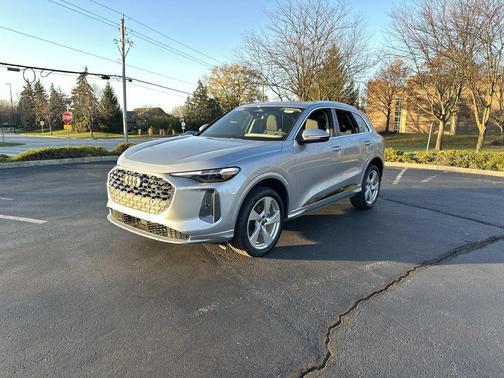 2025 Audi Q5 Premium Plus TFSI quattro S tronic