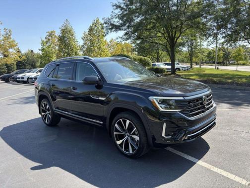 2026 Volkswagen Atlas 2.0T SEL Premium R-Line 4MOTION