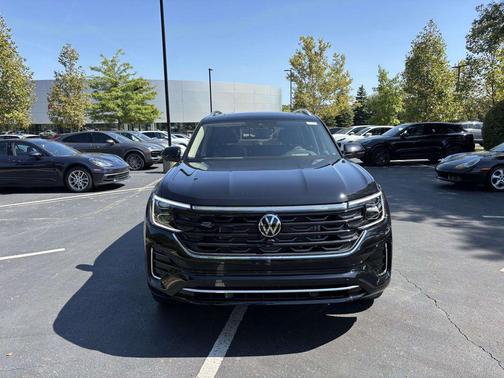 2026 Volkswagen Atlas 2.0T SEL Premium R-Line 4MOTION