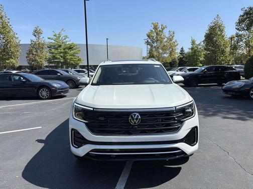 2026 Volkswagen Atlas 2.0T SEL Premium R-Line 4MOTION