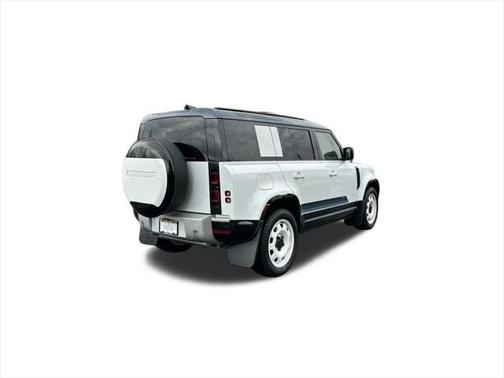 2025 Land Rover Defender 110 P300