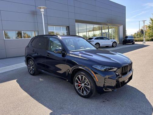 2026 BMW X5 M60i