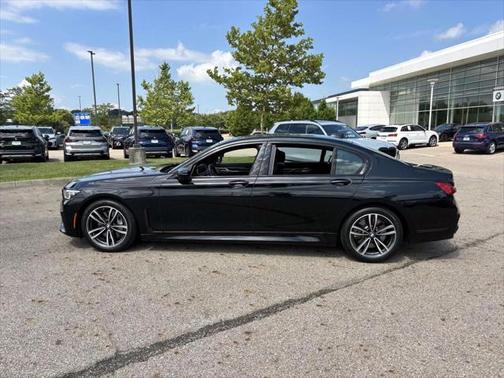 2022 BMW 750 i xDrive