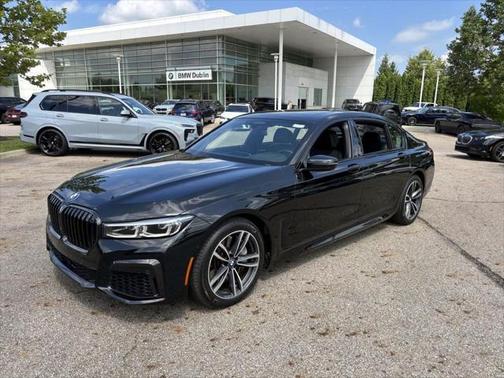 2022 BMW 750 i xDrive