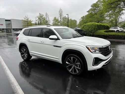 2025 Volkswagen Atlas 2.0T SEL Premium R-Line 4MOTION