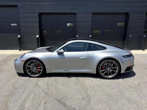 2022 Porsche 911 Carrera S