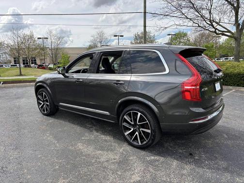 2024 Volvo XC90 B6 Plus Bright Theme 7-Seater