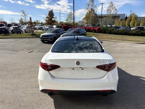 2022 Alfa Romeo Giulia Ti