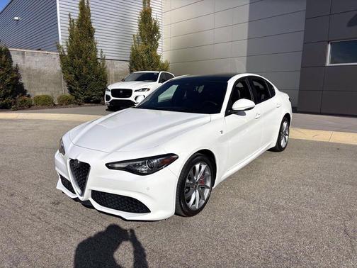 2022 Alfa Romeo Giulia Ti