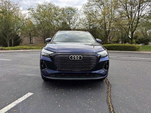 2023 Audi Q4 e-tron Premium Plus 50 quattro