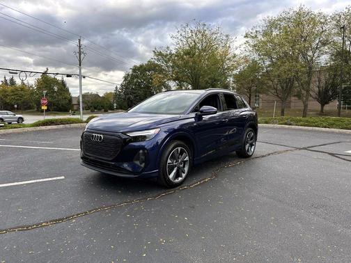 2023 Audi Q4 e-tron Premium Plus 50 quattro