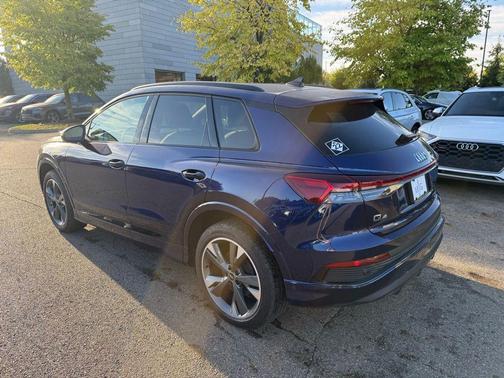 2023 Audi Q4 e-tron Premium Plus 50 quattro