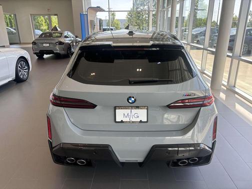 2025 BMW M5 Base
