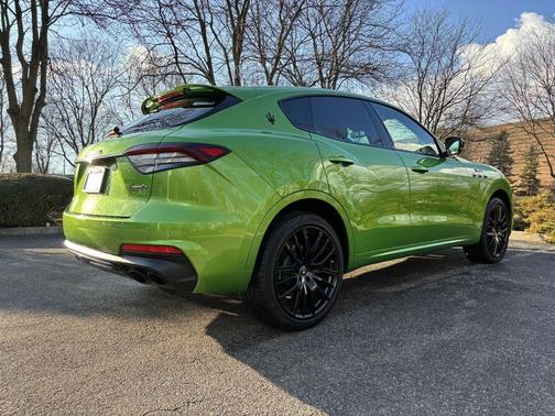 2023 Maserati Levante Modena