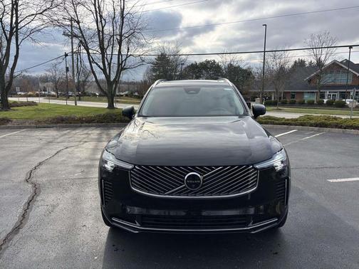 2026 Volvo XC90 B6 Plus 7-Seater