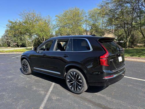 2026 Volvo XC90 B6 Plus 7-Seater