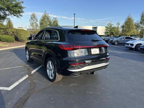 2025 Audi Q5 Premium Plus