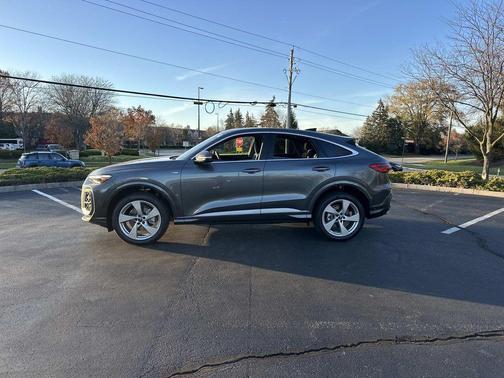 2025 Audi Q5 Premium Plus TFSI quattro S tronic