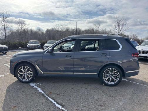 2026 BMW X7 xDrive40i