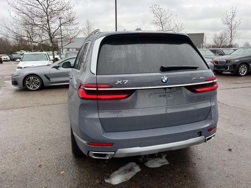 2026 BMW X7 xDrive40i