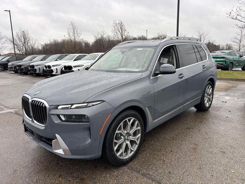 2026 BMW X7 xDrive40i