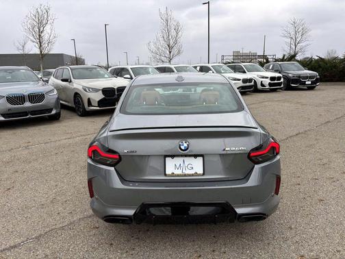 2025 BMW M240 i xDrive