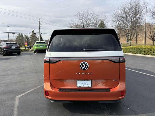 2025 Volkswagen ID. Buzz 1st Edition with 4MOTION