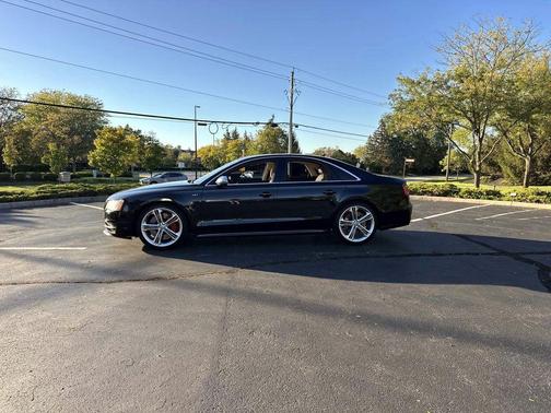 2013 Audi S8 4.0T