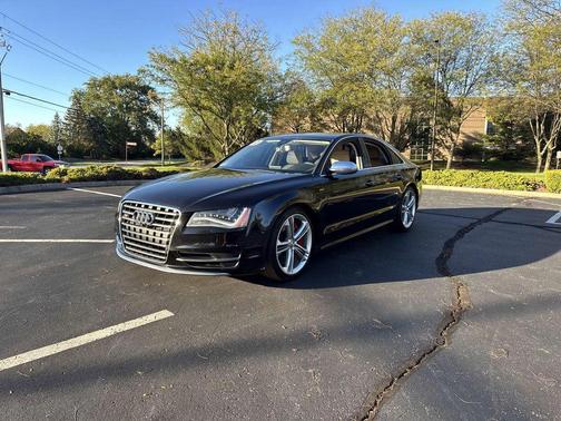 2013 Audi S8 4.0T