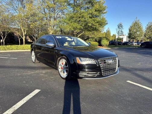 2013 Audi S8 4.0T
