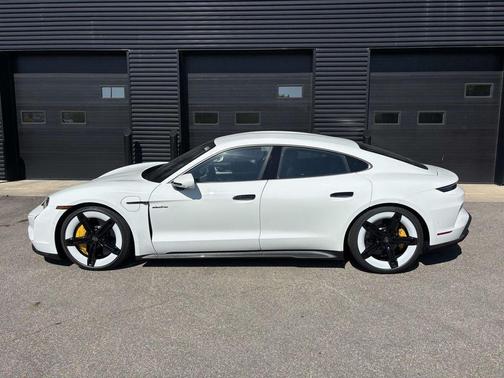 2026 Porsche Taycan Turbo S