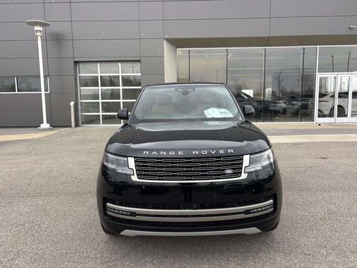 2026 Land Rover Range Rover P400 SE