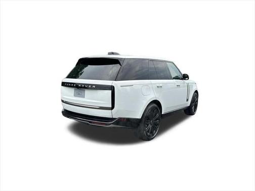 2025 Land Rover Range Rover P530 SE