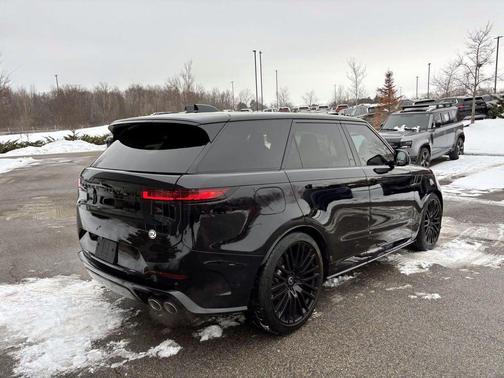 2025 Land Rover Range Rover Sport P635 SV Edition Two