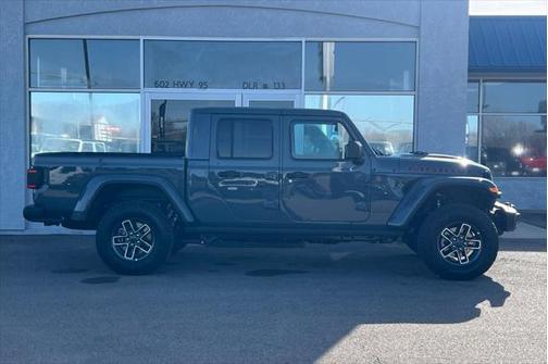 2025 Jeep Gladiator Mojave X