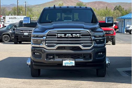 2025 RAM 3500 Laramie Mega Cab 4x4 6'4' Box