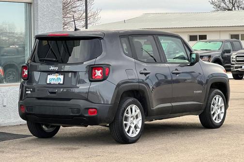 2023 Jeep Renegade Latitude