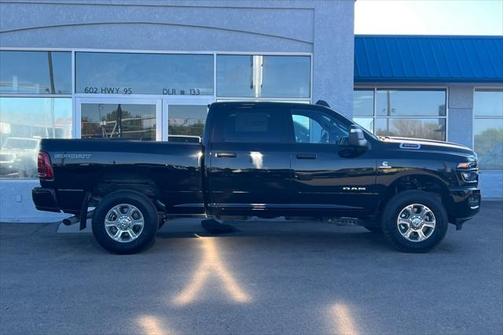 2025 RAM 3500 Big Horn Crew Cab 4x4 6'4' Box