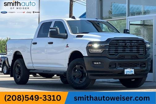 2025 RAM 3500 Tradesman Crew Cab 4x4 6'4' Box