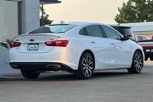 2021 Chevrolet Malibu FWD RS