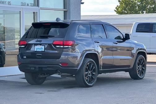 2021 Jeep Grand Cherokee Laredo